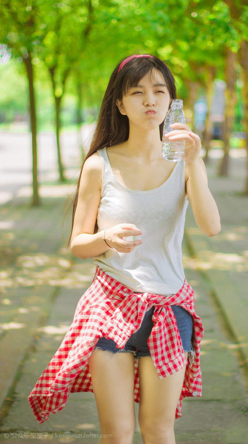 快船与航空公司共推“高空观赛”项目,机舱同步直播,快船集团