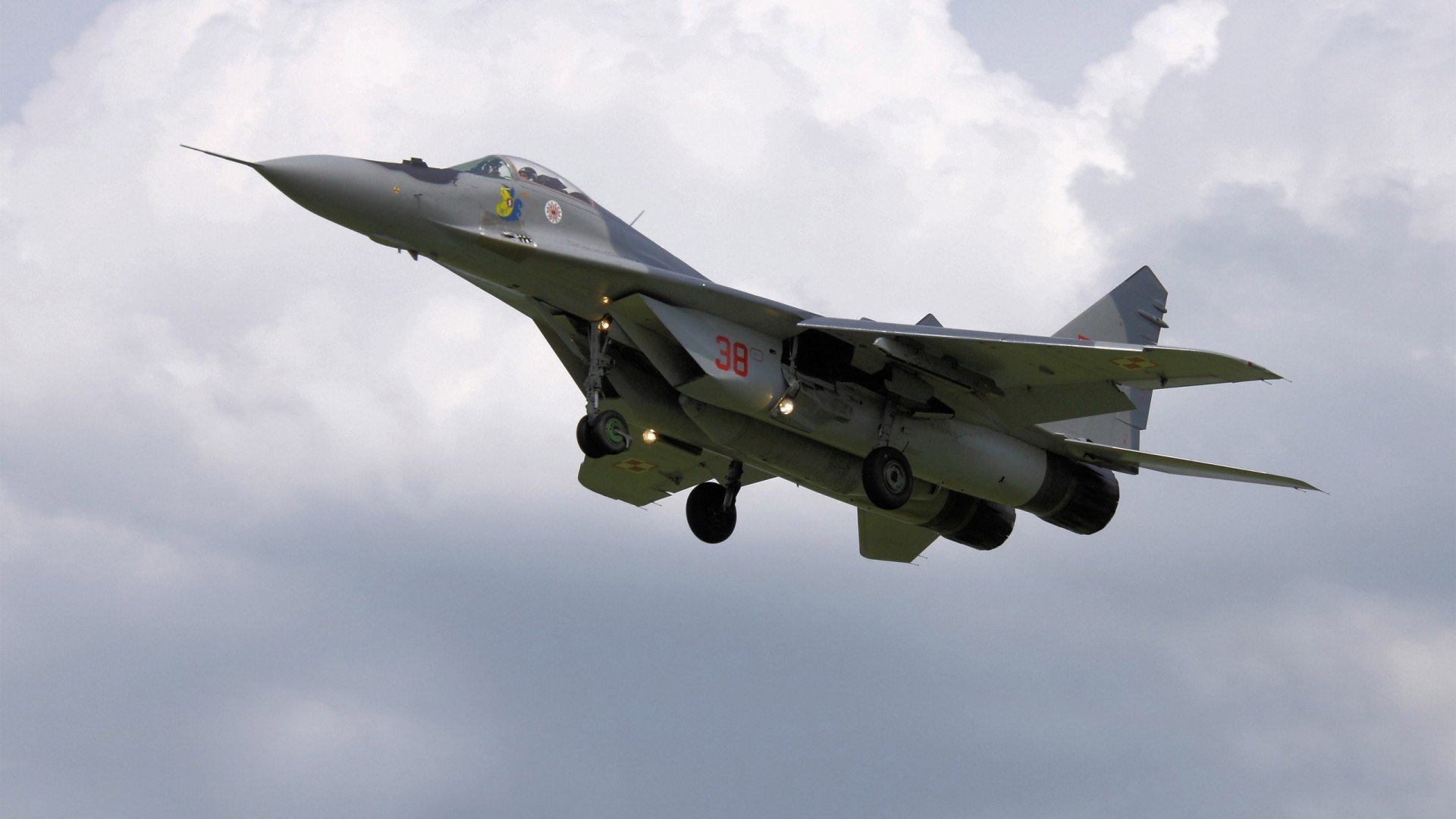 快船与航空公司共推“高空观赛”项目,机舱同步直播,快船集团