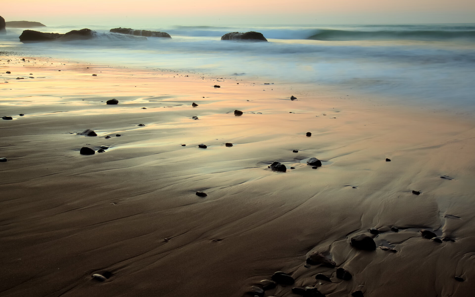 开云体育入口-全国青少年足球特色学校建设步伐加快，青训体系逐步完善，全国青少年足球示范校
