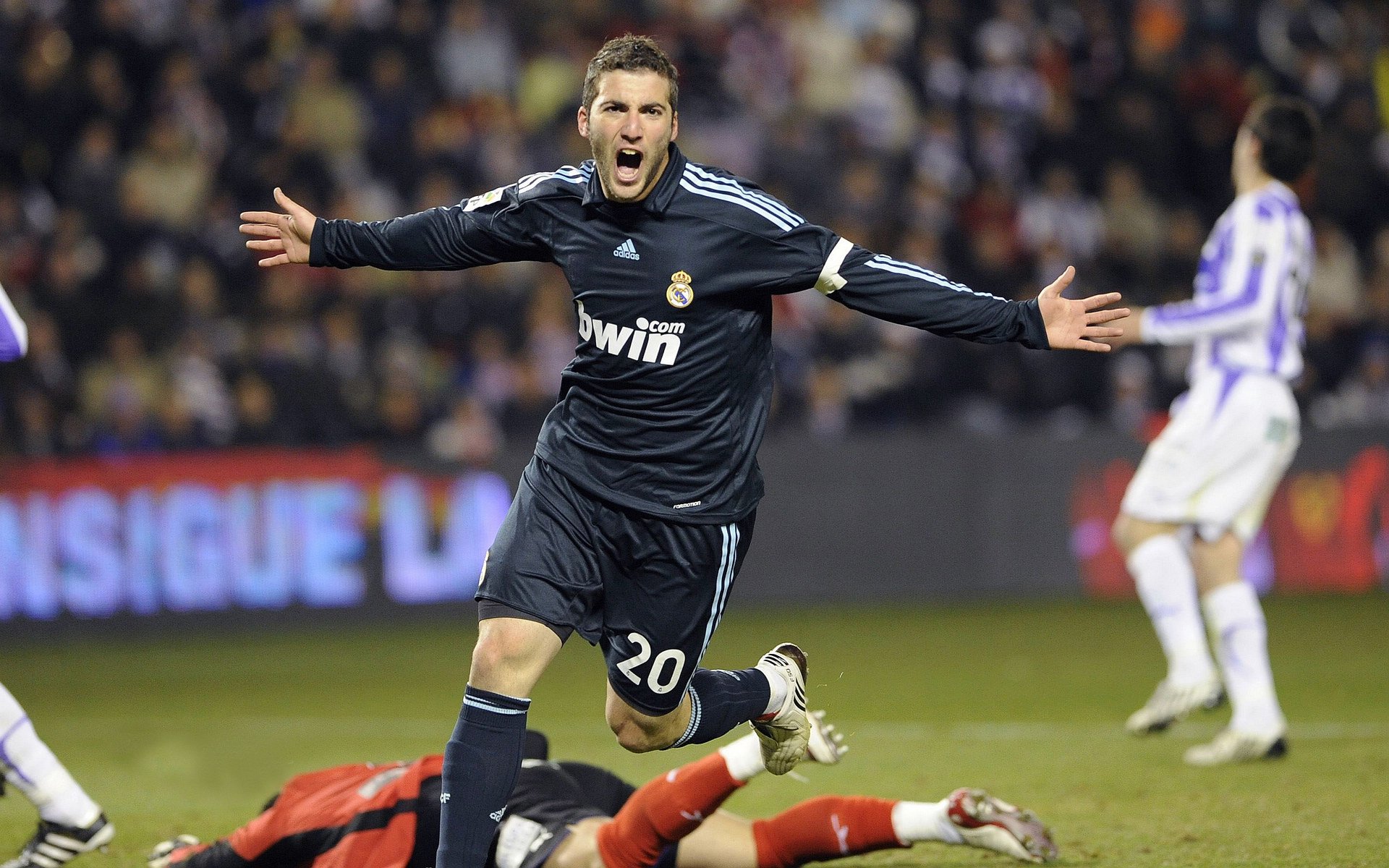 kaiyun 开云体育-世界杯精彩纷呈：每一场都令人激动！，世界杯精彩纷呈_每一场都令人激动