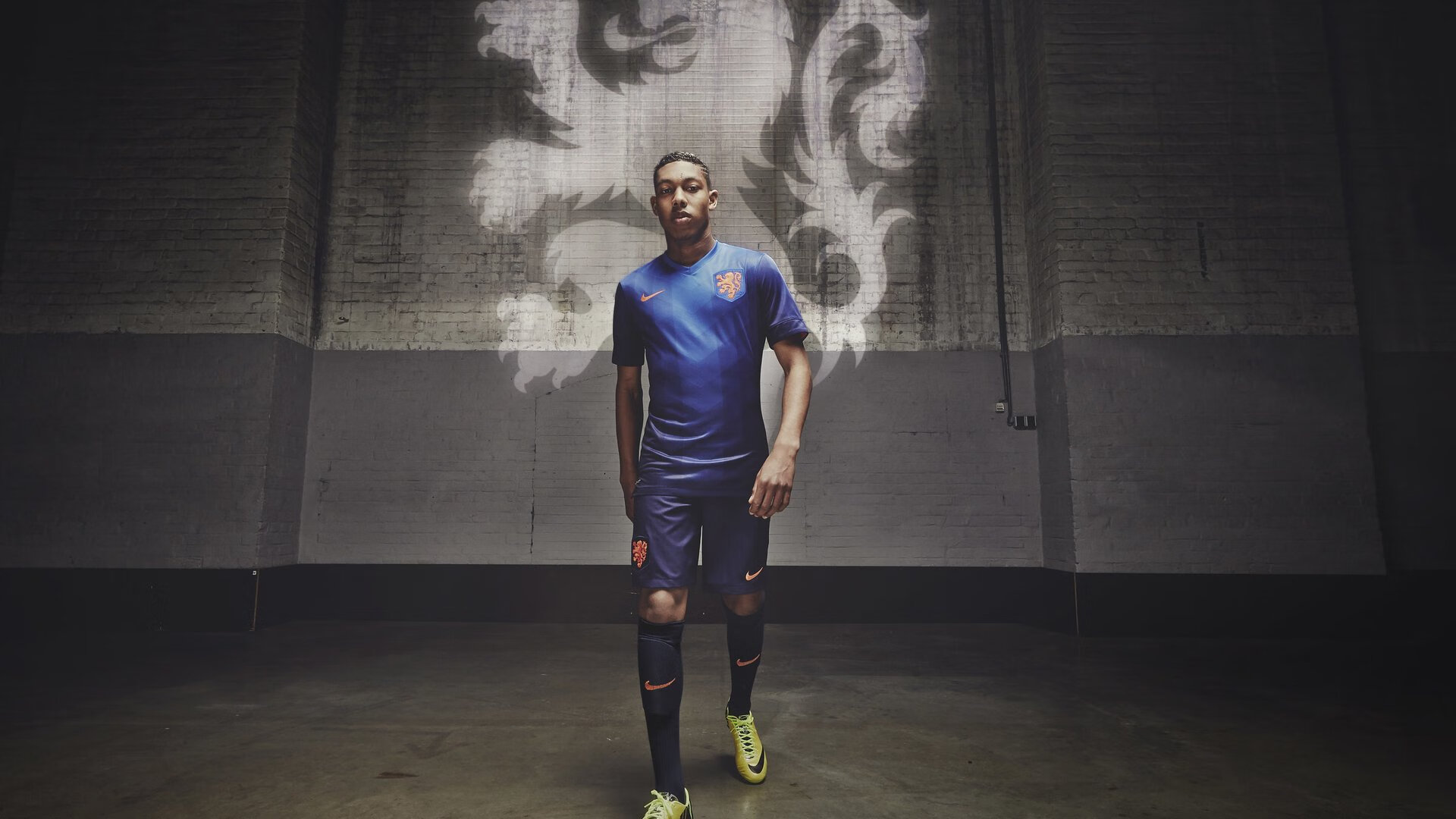 开云·Kaiyun网页版-德甲战术千变万化：精彩不断，火花四溅！，德甲榜首大战